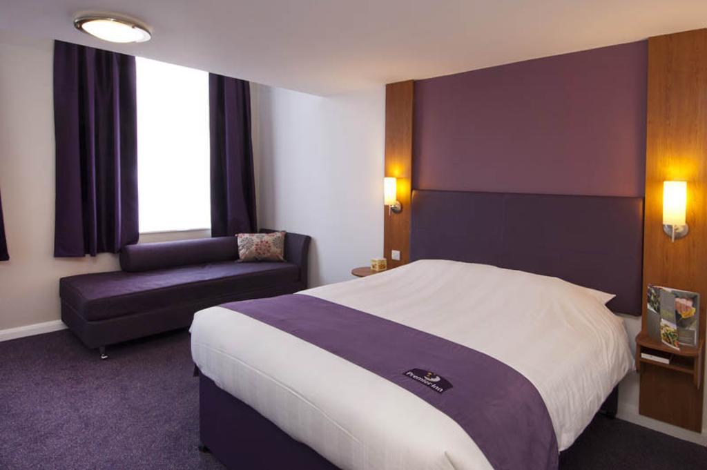 Premier Inn Manchester - Handforth Kültér fotó