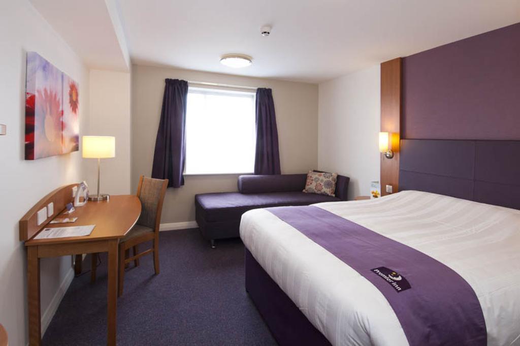 Premier Inn Manchester - Handforth Kültér fotó